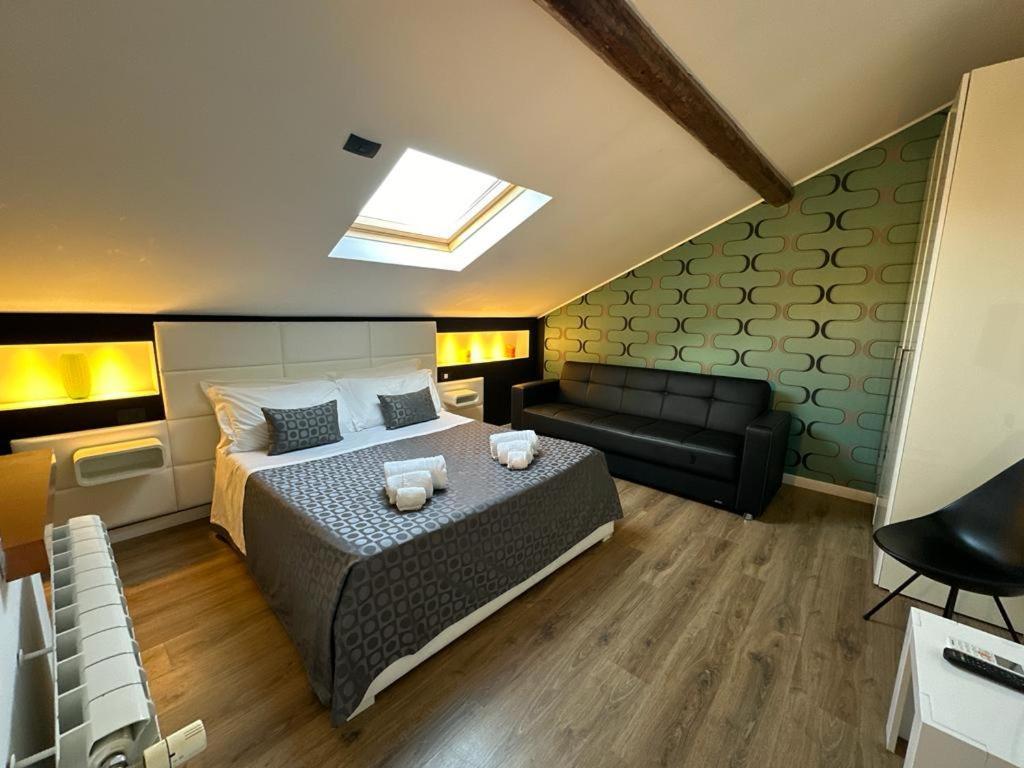 Ottomood B&B And Apartments Tremestieri Etneo Kamer foto