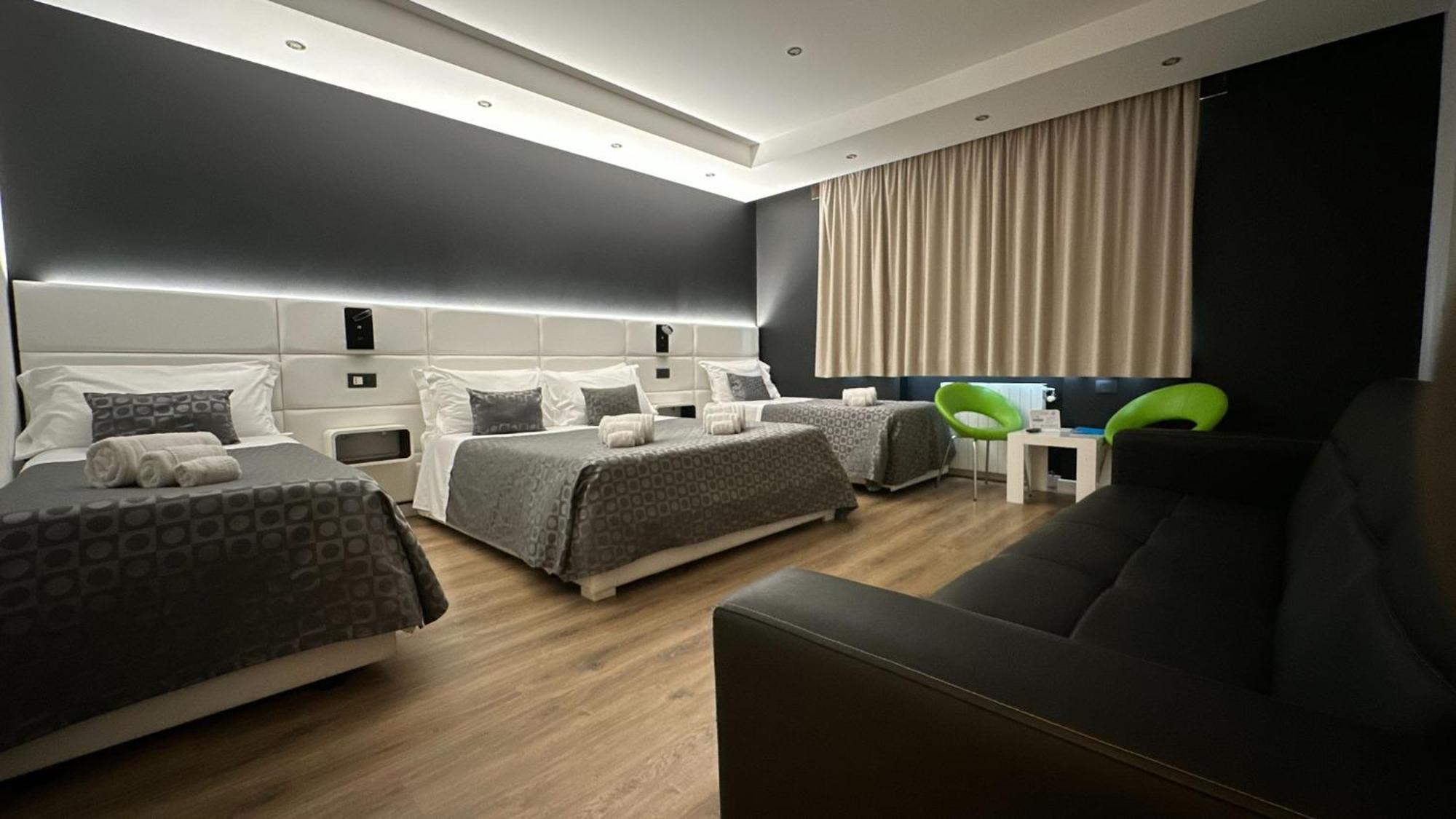 Ottomood B&B And Apartments Tremestieri Etneo Kamer foto
