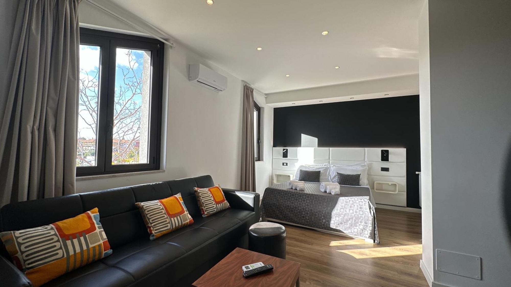 Ottomood B&B And Apartments Tremestieri Etneo Kamer foto